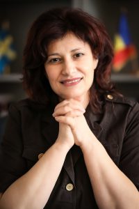 Aura Vatamaniuc