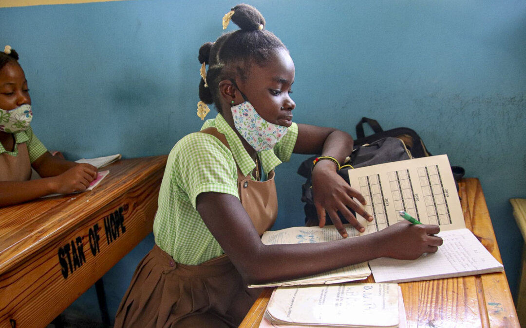 Skolen på Haiti er i gang igjen