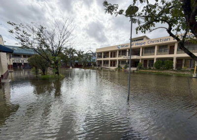 Beroligende nyheter etter tyfonen på Filippinene