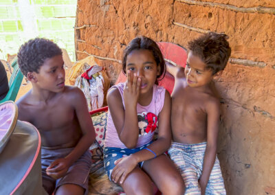 Leker til de forlatte barna